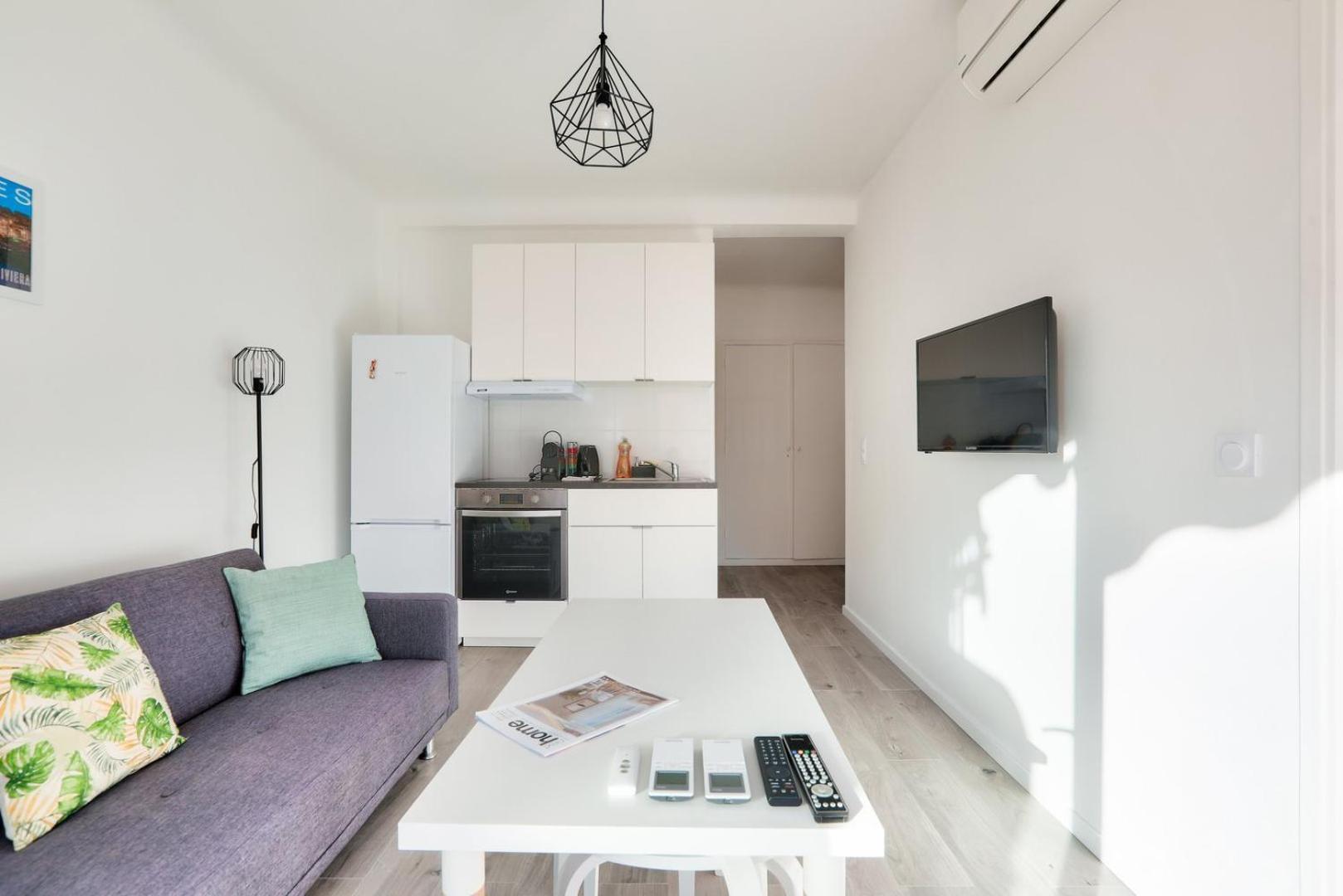 Le Petit Fleury - Balcony, Calm In * Cannes